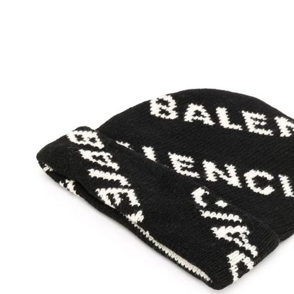 BALENCIAGA Allover Logo Hat In Black and White - Picture 3 of 6